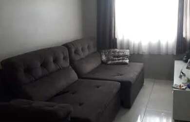 Imagem: O apartamento possui 3 Dormitórios, 1 Banheiro, 1 Vaga na garagem