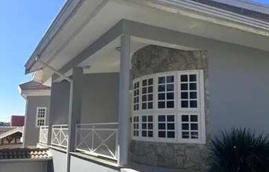 Imagem: A casa em condomínio possui 3 Dormitórios, 4 Banheiros, 4