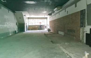 Imagem 6: Salão comercial para locação na rua Itapura - Vão livre 4 banheiros