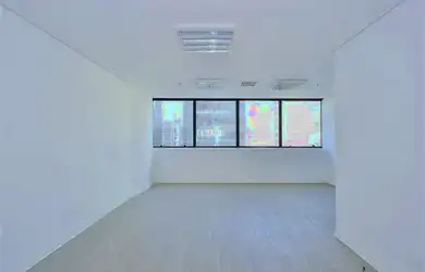 Imagem: O depósito possui 35m² de Área e está localizado em Cerqueira