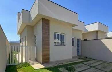 Imagem: A casa em condomínio possui 3 Dormitórios, 2 Banheiros, 2