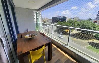 Imagem 3: Vista Beira Mar. Varanda, 107m² de Área, 2 Vagas na garageme3 Dormitórios