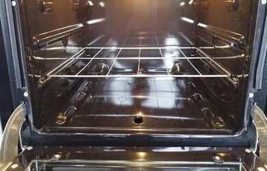 Imagem 6: Vendo fogão elétrico. 