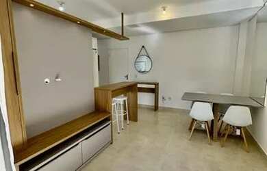 Imagem: O apartamento possui 1 Dormitório, 1 Banheiro, 1 Vaga na garagem