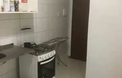 Imagem: A kitnet possui 1 Dormitório, 1 Banheiro e está localizado