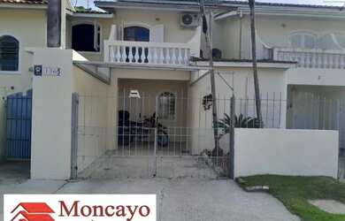 Imagem: A casa possui 2 Dormitórios, 2 Banheiros, 1 Vaga na garagem