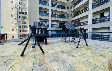 Imagem: O apartamento possui 1 Dormitório, 2 Banheiros, 1 Vaga na garagem