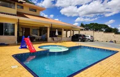 Imagem: A fazenda possui 500m² de Área e está localizado em Centro