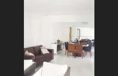 Imagem: O apartamento possui 3 Dormitórios, 5 Banheiros, 4 Vagas na