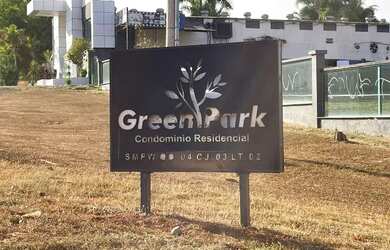 Imagem: A casa em condomínio possui 5 Dormitórios, 4 Banheiros, 5