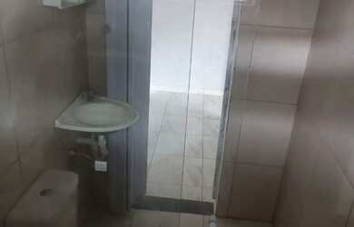 Imagem 10: Alugar casa. Varanda, 1 Banheiroe2 Dormitórios