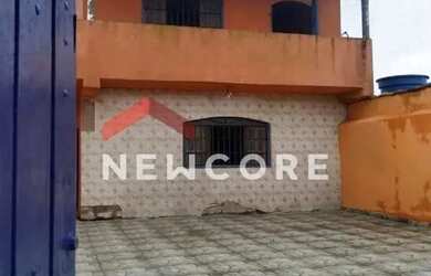 Imagem: A casa possui 2 Dormitórios, 2 Banheiros, 4 Vagas na garagem