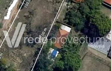 Imagem: O terreno possui 2.735m² de Área e está localizado em Jardim