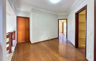 Imagem 12: Imóvel para aluguel tem 413 metros quadrados com 4 quartos