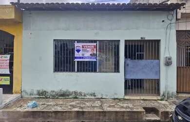 Imagem: A casa possui 2 Dormitórios, 1 Banheiro, 136m² de Área e