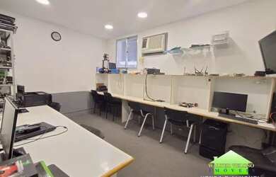 Imagem 6: Prédio comercial com 5 salas Galpão, em Olaria - 10.000,00