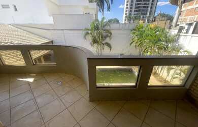 Imagem: A casa possui 5 Dormitórios, 5 Banheiros e 590m² de Área