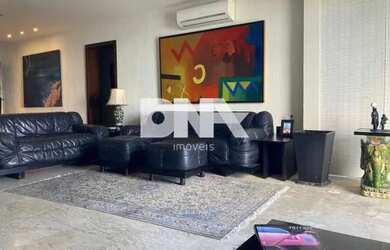 Imagem: O apartamento possui 2 Dormitórios, 3 Banheiros, 2 Vagas na