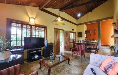 Imagem 4: Casa em Condomínio à venda, 5 quartos, 1 suíte, 6 vagas, Ville de Montagne...