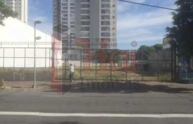 Imagem: O terreno possui 1.650m² de Área e está localizado em Água