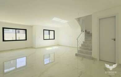 Imagem 11: Sobrado em SANTA FELICIDADE com 135m²