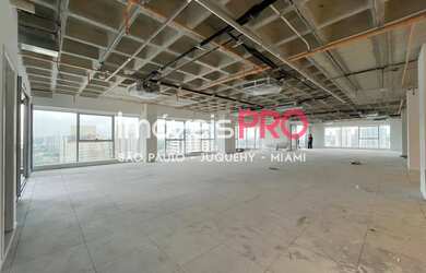 Imagem: O depósito possui 5 Vagas na garagem, 502m² de Área e está