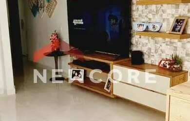 Imagem: A casa possui 3 Dormitórios, 3 Banheiros, 4 Vagas na garagem