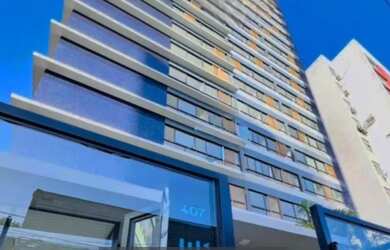 Imagem: O apartamento possui 1 Dormitório, 1 Banheiro, 1 Vaga na garagem