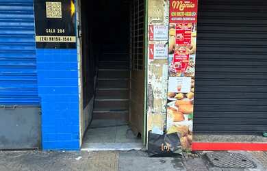 Imagem: O apartamento possui 2 Dormitórios, 1 Banheiro, 140m² de Área