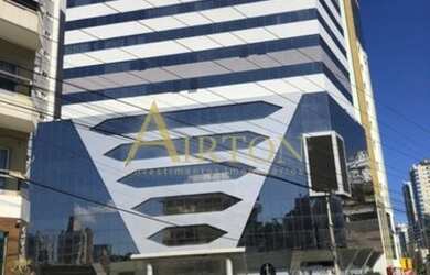 Imagem: O depósito possui 1 Vaga na garagem, 38m² de Área e está