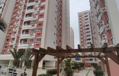 Imagem: O apartamento possui 3 Dormitórios, 2 Banheiros, 2 Vagas na