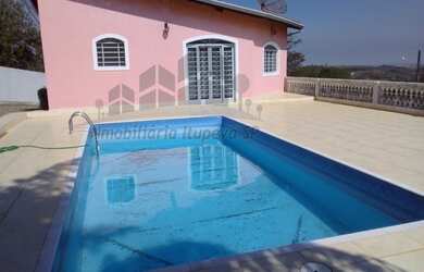 Imagem: A casa em condomínio possui 3 Dormitórios, 4 Banheiros, 5