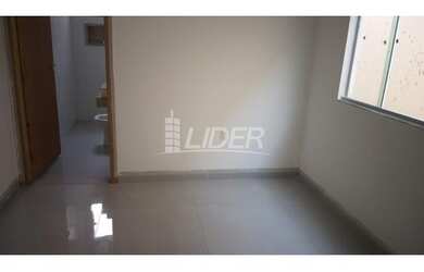 Imagem 7: Venda Casa NOVO MUNDO. Varanda, Imóvel novo, Área de serviçoe190m²...