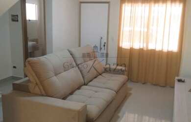 Imagem: A casa possui 2 Dormitórios, 3 Banheiros, 2 Vagas na garagem