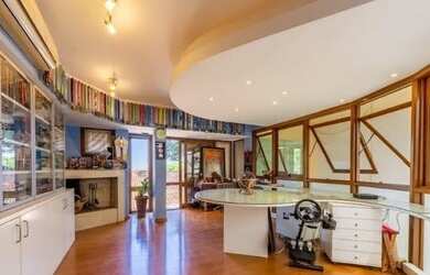 Imagem 2: CASA DE REVISTA NA VILA ASSUNÇÃO COM VISTA PARA O GUAÍBA C/ 347 metros quadrados com 2 SUÍ