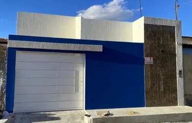 Imagem: A casa possui 2 Dormitórios, 1 Banheiro, 1 Vaga na garagem