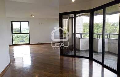 Imagem: O apartamento possui 4 Dormitórios, 5 Banheiros, 3 Vagas na