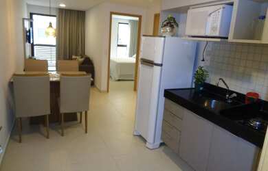 Imagem: O apartamento possui 2 Dormitórios, 1 Banheiro, 1 Vaga na garagem