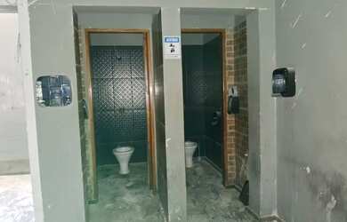 Imagem 8: Salão comercial para locação na rua Itapura - Vão livre 4 banheiros