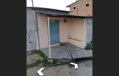 Imagem: A casa possui 1 Dormitório, 1 Banheiro, 1 Vaga na garagem