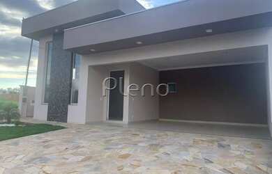 Imagem: A casa em condomínio possui 3 Dormitórios, 2 Banheiros, 4