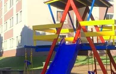 Imagem: O apartamento possui 3 Dormitórios, 1 Banheiro, 1 Vaga na garagem