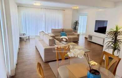 Imagem: O apartamento possui 3 Dormitórios, 5 Banheiros, 4 Vagas na