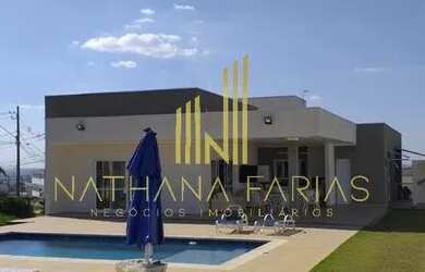 Imagem: A casa em condomínio possui 4 Dormitórios, 5 Banheiros, 5