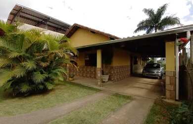 Imagem: A fazenda possui 150m² de Área e está localizado em Grama