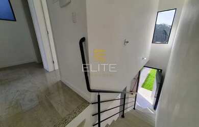 Imagem 8: Sobrado novo alto padrão