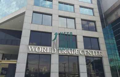 Imagem: O depósito possui 5 Vagas na garagem, 775m² de Área e está