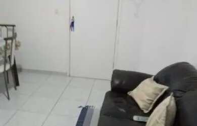 Imagem: O apartamento possui 1 Dormitório, 1 Banheiro, 2 Vagas na garagem