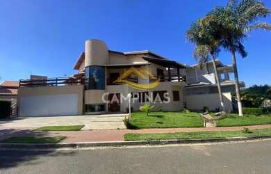 Imagem: A casa em condomínio possui 5 Dormitórios, 5 Banheiros, 5