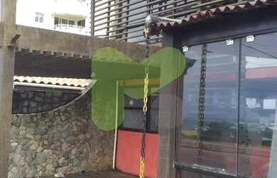 Imagem: A casa possui 3 Dormitórios, 2 Banheiros, 412m² de Área e